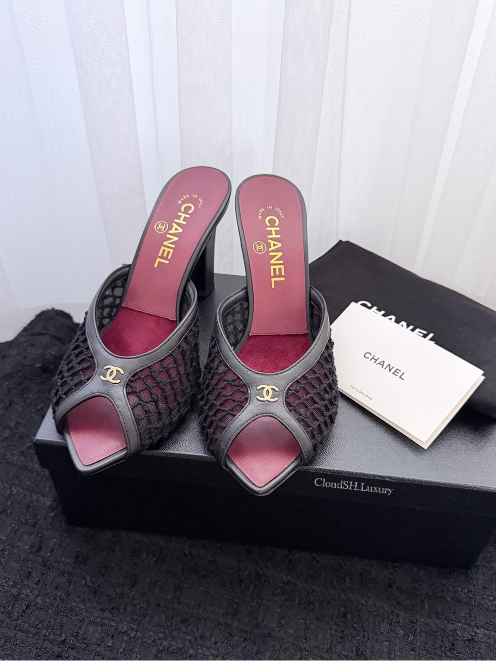Auth Chanel 26M Coco Beach Mesh CC Logo Black Mules - Size 38